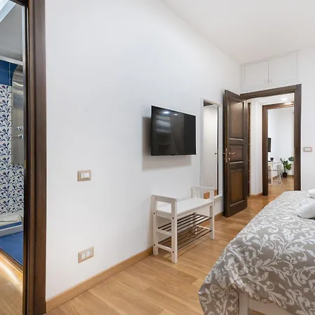 Your Place In Appartamento